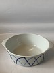 Danild 40 / Harlekin Serving bowl with handleLyngby Porcelain, Refractory