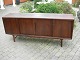 Lav skænk i palisander med fine detajler H: 82 cm Dansk design 5000 m2 udstilling