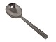 Georg Jensen BernadotteServeringsske 20,7 cm.