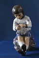 Dahl Jensen Figure, Girl knittingDec. No. 1197