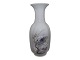 Royal CopenhagenStørre vase med kirsebærgrene og sommerfugl