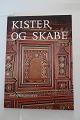 Kister og skabeUdgivet af NationalmuseetTilrettelæggelse: Henning Nielsen1975