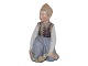 Royal Copenhagen overglasur figurDreng i egnsdragt fra Amager