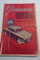 Kørelærernes Teoribog for automobilerUdgivet af Dans kørelærer union og Landsforeningen af Justitsministeriets Motorsagkyndige193716. udgaveStemplet tidligere indehaver: Wrang´s Køreskole i SønderborgInkl. reklame for Morris 1000Sideantal: 112
