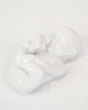 Porcelænsfigur - Pludrende baby - Hvid glasur - Allan Therkelsen
