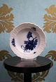 Royal Copenhagen Blå Blomst svejfet jordbær kompot lille dyb tallerken.RC# 10/1619...