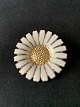 Marguerite Brooch Sterling silverMeasures 3.6 cm.