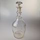 Glas karaffel med propog vinranker