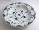 Royal Copenhagen. Musselmalet, Helblonde. Dyb tallerken. Model 1078.Diameter 25 cm. (1 sortering).