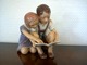 Dahl Jensen Figur af To Læsende Børn.   Dek.nr. 1327.