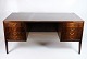 Fritstående skrivebord - Jacob Kjaer - Palisander - messing greb og 8 skuffer - 1960