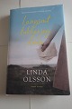 Langsomt lukker jeg dørenLinda OlssonRomanSprog: DanskBestsellerforfatteren til Astrid & VeronikaOversat af Bjerre HøfringHvordan finder vi langsomt tilbage til livet, efter at det værste er sket ? Hvordan genfinder vi forsigtigt fodfæstet ? T
