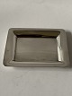 Silver tray.Stamped: Sterling.Measures: 6.7 x 5.3 cm.