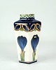 Firkantet Vase - Model 1044/102 - Fajance - Dekoreret Med Tulipaner - Håndmalet - Aluminia