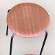 SkammelTeak med stålben650kr