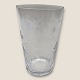 Vandglas med slebet blomstermotiv*50kr