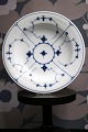 Antik Musselmalet , Riflet dyb tallerken fra Royal Copenhagen fra 1870-90. Dia.: 24,7cm...
