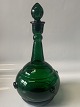 Grøn karaffel med prop. Dansk design.Højde.: 29,5 cm.