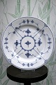 Royal Copenhagen Musselmalet Riflet lille middagstallerken.RC# 1/176...
