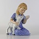 RC figur435Pige fodrer lam
