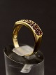 8 karat guld ring med talrige granater