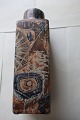 Royal Copenhagen (RC) vaseDesign: Nils ThorsenBaca1. sorteringNR.: 870/3455FirkantetH: 19,5cmB: 6cm