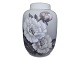 Royal CopenhagenVase med låg dekoreret med krysantemum