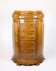 Antik Høj Kommode - Klunkestil - Rosentræ - Messing Greb - Buet Front - 1890erne