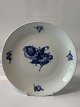 Blå Blomst Flettet, Salattallerken stor kagetallerken.Dek. Nr. 10/8212.