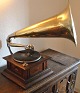 Original tragtgrammofon. ca. 1900. Maestrophone, ...