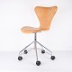 Syver Kontorstol - Model 3117 - Patineret Naturlæder - Drejefunktion - Arne Jacobsen - Fritz Hansen