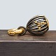 Ole Lynggaard; Sweet drops charm i 18 kt. guld med diamant, fuglebur