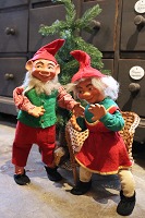 item no: Nisse mor & far