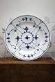 Antikke Royal Copenhagen Musselmalet Riflet middagstallerkner.Dia.: 25cm.  1/175. 1.sort...