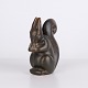 Knud Basse Egern Figur i Mørk Keramik med Nød, Dansk Design 1960erne