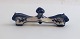 Royal Copenhagen. Musselmalet, riflet. Knivstol. Model 135. Længde 9 cm. (1 sortering).