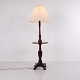 Original Mahogni Standerlampe med Indbygget Bord og Løvefødder fra 1880’erne