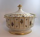 Royal Copenhagen. Henriette. Stor terrin. Model 444-8532. Diameter 28,5 cm. Højde 22,5 cm (1 sortering).