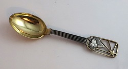item no: 648203