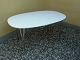 Piet hein/Bruno mattsson super ellipse udtræksbord i hvid laminat. 150 cm langt ,1 m bred minus udtræksplader5000 m2 udstilling