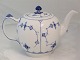 Blue Fluted Danish Porcelain 259-1 Tea pot, oval 1 l (#141 & #142) 8 cups