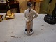 Kgl. figur,  slagter, nr. 4645, i første sortering. Højde 19,5 cm. 5000 m2 udstilling.