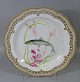 Kongelig Dansk Porcelæn Flora DanicaFiskeservice 19-3574 Engraulis crassicornis Rundt fad med gennemskåret bort 28,25 cm (1954)