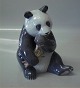 Royal Copenhagen figurine 0662 RC Eating Panda 18 cm Allan Therkelsen 18 cm 