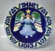1913 Den kongelige porcelænsfabriks Store Juleplatter af Fajance fra Aluminia 974-792 Julerelief 1913 Juleengel R. Harboe 30,5 cm 