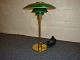 Bord lampe 3/2 jubilærums lampe messing med grønne metalskærme tegnet af PH 5000 m2 udstilling