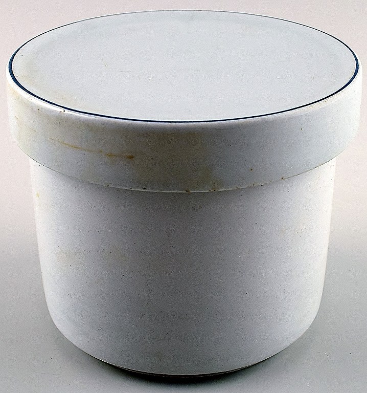 Butter Bowl / lidded honey/jam jar. Aluminia/Royal Copenhagen blue line, earthenware.