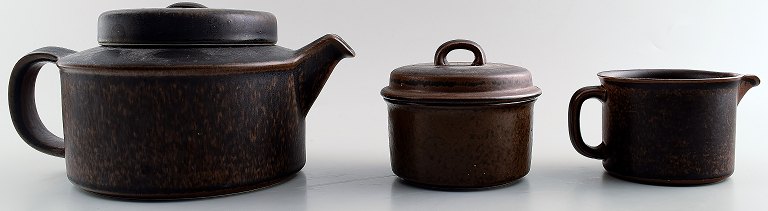 Complete 10 p. Arabia Ruska stoneware tea service.