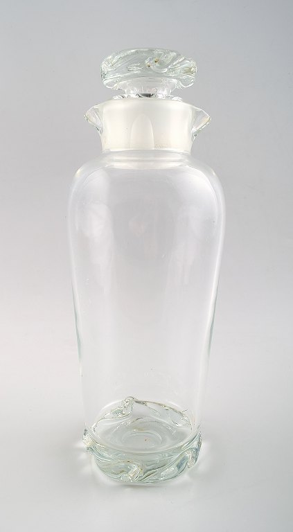 Cocktail jug/shaker in clear glass, modern Swedish art glass, 60s.