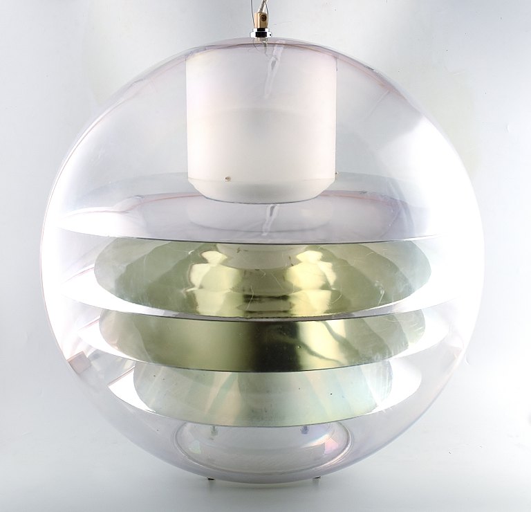 Poul Henningsen/Verner Panton stil, prototype stor loftslampe i plexiglas med fire lameller indvendigt.